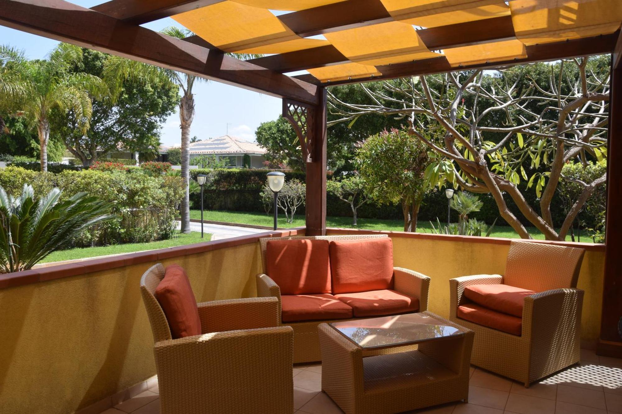 Acquamarina House Marina Di Ragusa Extérieur photo